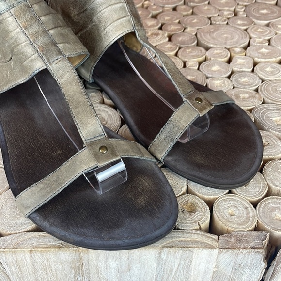 Nine West Cadette Taupe Gray Leather Boho T Strap Lace Up Sandals 9.5 - Picture 9 of 14